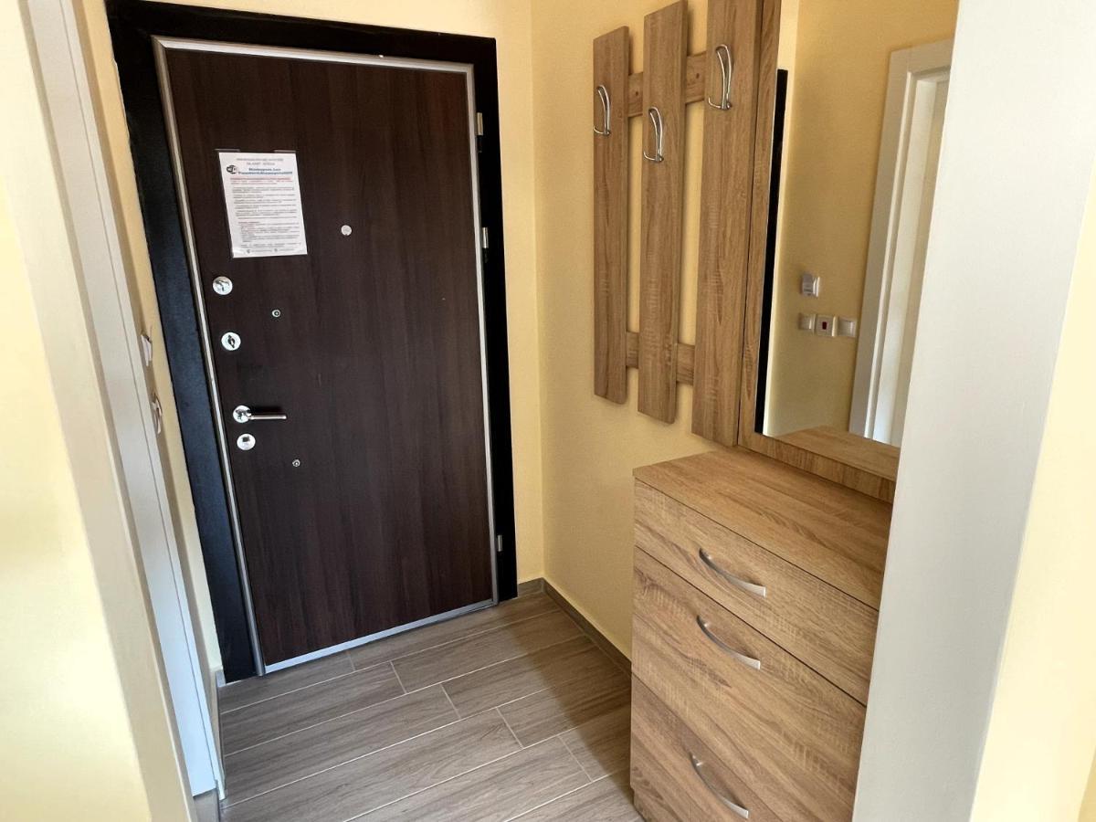 Stamopolu Lux Ground Floor Hotel Primorsko Ngoại thất bức ảnh