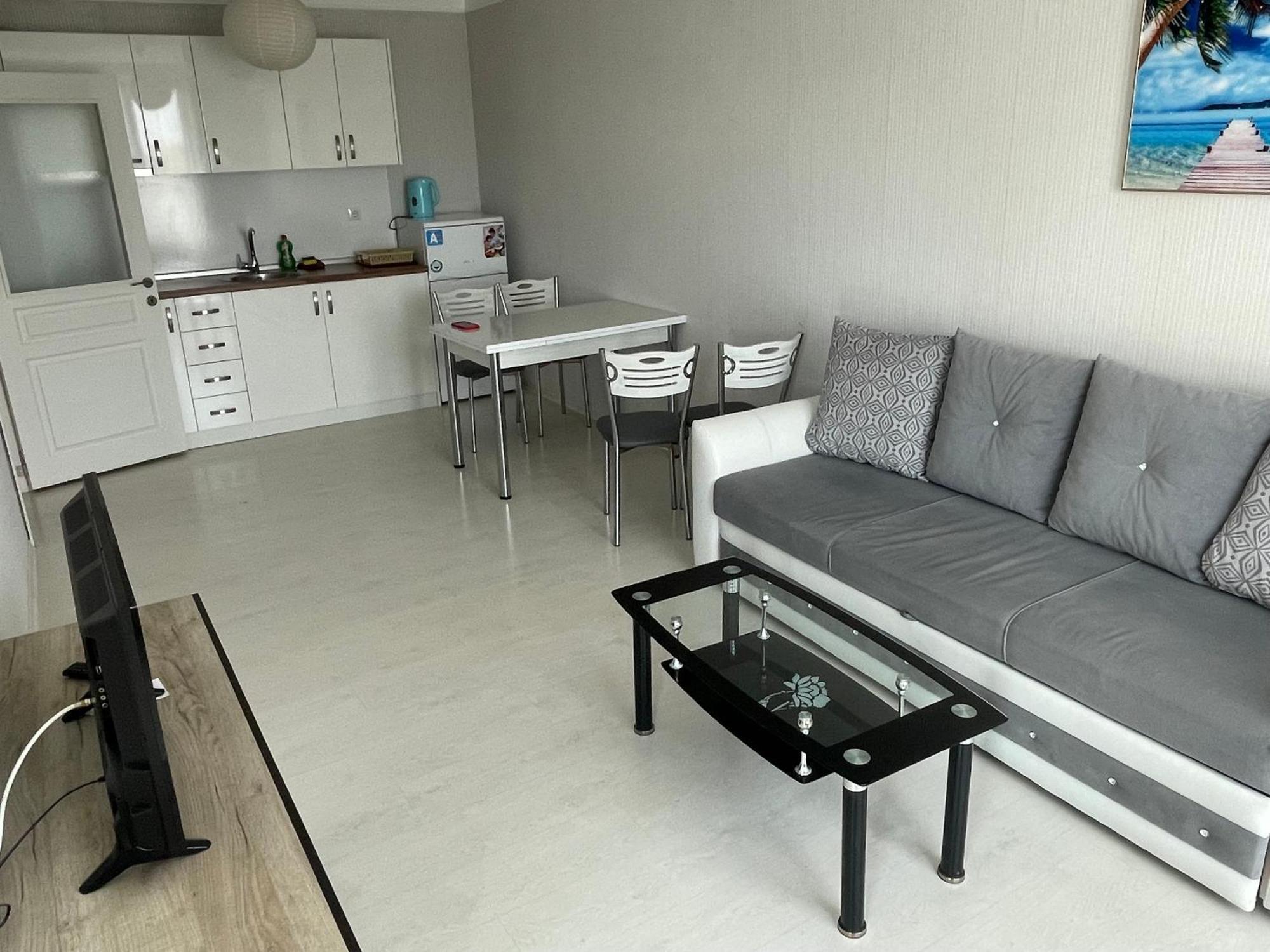 Stamopolu Lux Ground Floor Hotel Primorsko Ngoại thất bức ảnh