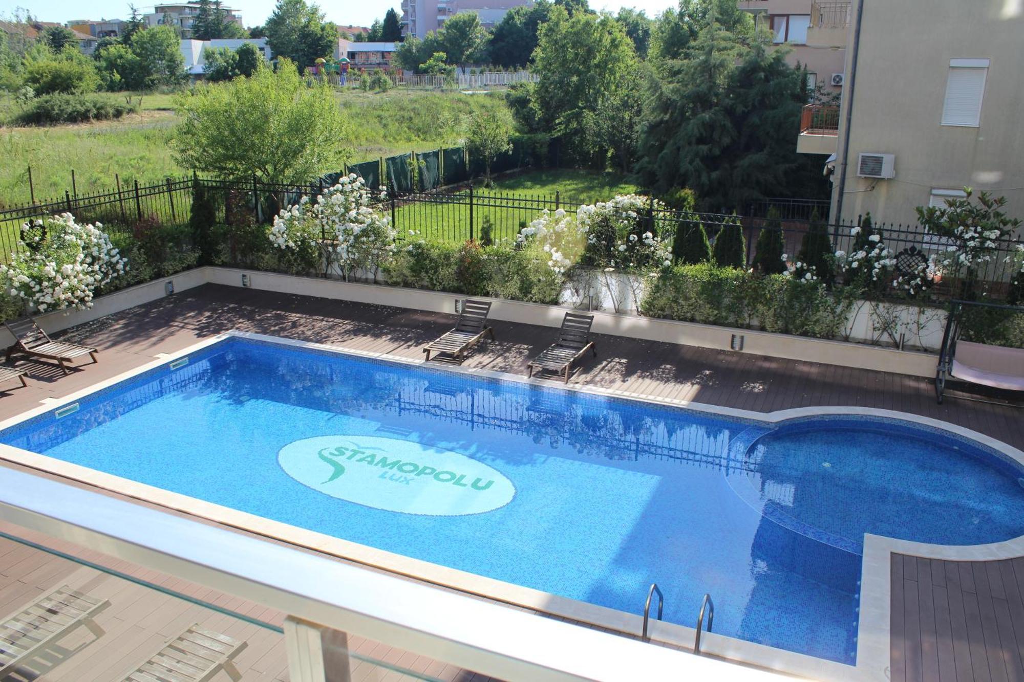 Stamopolu Lux Ground Floor Hotel Primorsko Ngoại thất bức ảnh